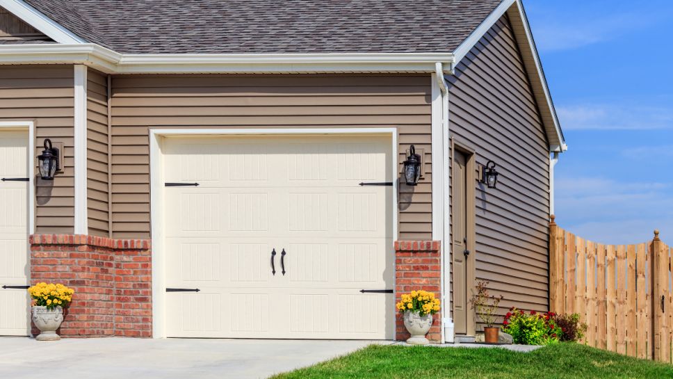 How a New Garage Door Can Transform Your Home Exterior