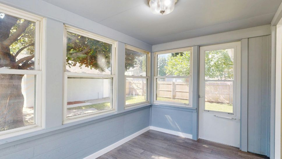 Signs Your Home in Lafayette Needs Window Replacement